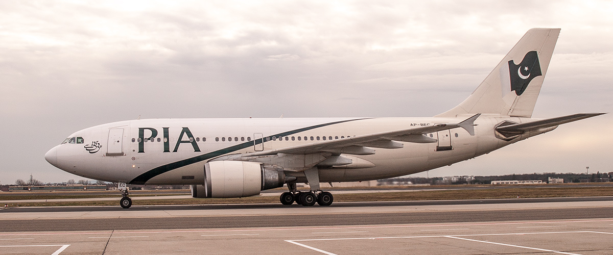 Pakistan International Airlines AP-BEC