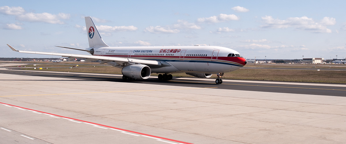 China Eastern Airlines B-6122