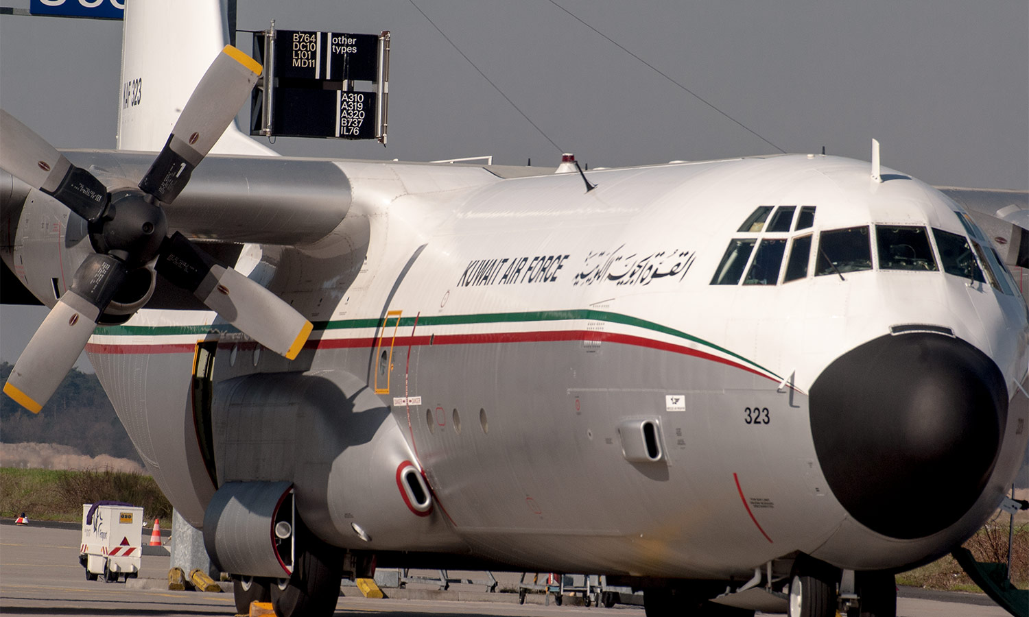 Kuwait Air Force KAF 323