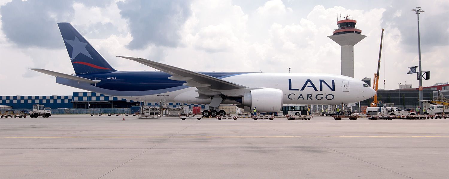 LATAM Airlines (LAN Cargo) N772LA